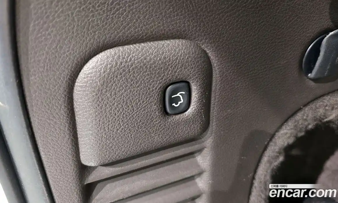 Jeep Cherokee 2014 3.0 Автомат в Москве № 232624, фото 19