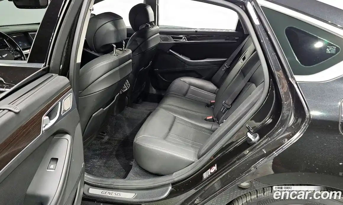 Genesis G80 2019 3.3 Автомат в Москве № 23392, фото 18