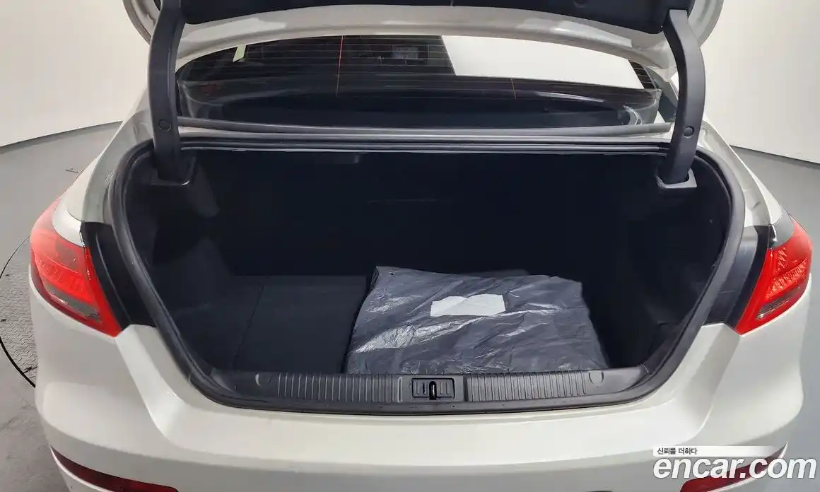 Renault SM7 2016 2.5 Автомат в Москве № 242713, фото 14