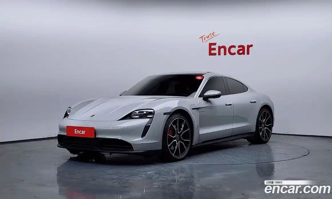 Porsche Taycan 2024 0.1 Автомат в Москве № 251523, фото 20