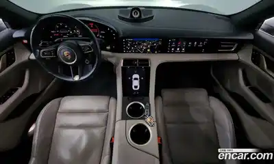 Porsche Taycan 2024 0.1 Автомат в Москве № 251523, миниатюра 10