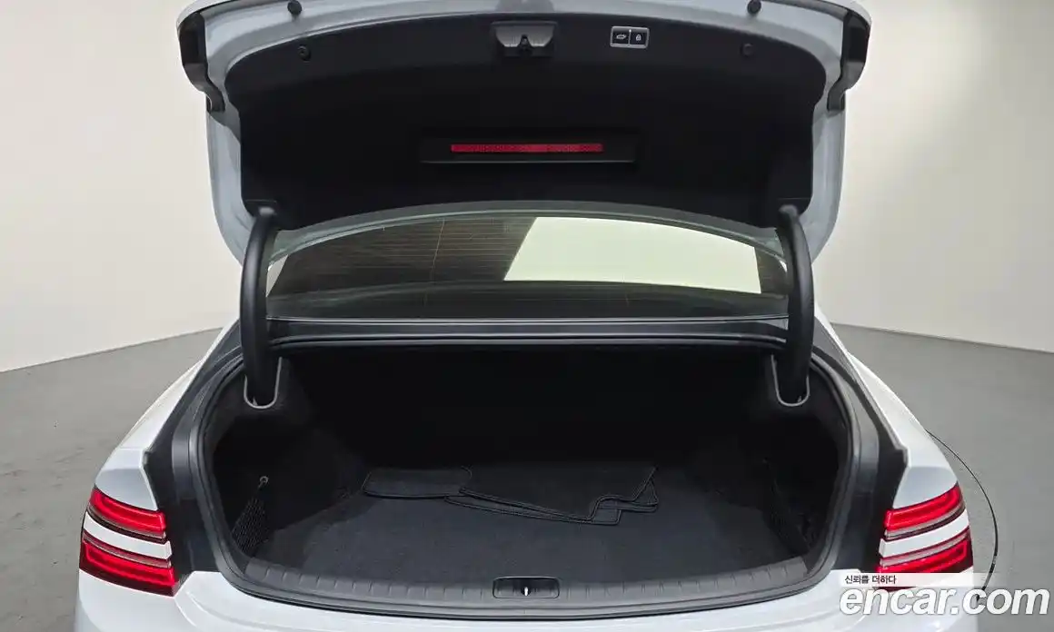 Genesis G80 2022 2.5 Автомат в Москве № 25418, фото 9