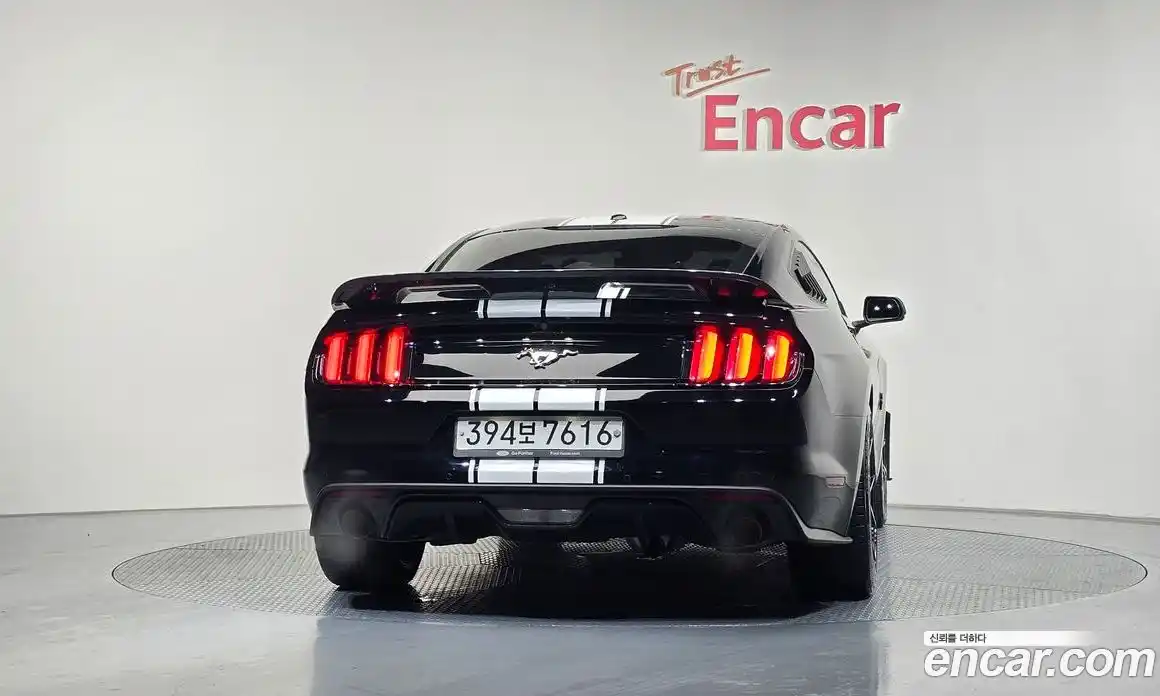 Ford Mustang 2017 2.3 Автомат в Москве № 255541, фото 1