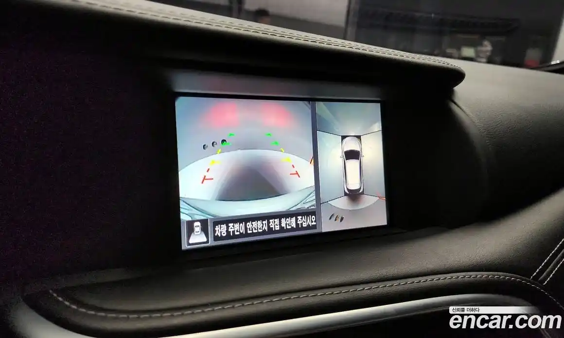 Infiniti Q30 2017 2.0 Автомат в Москве № 256133, фото 16