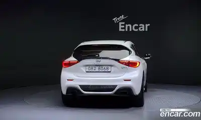 Infiniti Q30 2017 2.0 Автомат в Москве № 256133, миниатюра 3