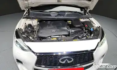 Infiniti Q30 2017 2.0 Автомат в Москве № 256133, миниатюра 8