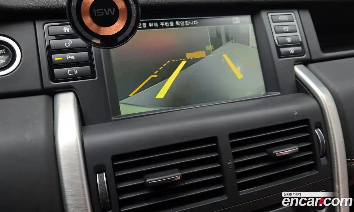 Land Rover Discovery Sport 2016 2.0 Автомат в Москве № 271304, фото 15