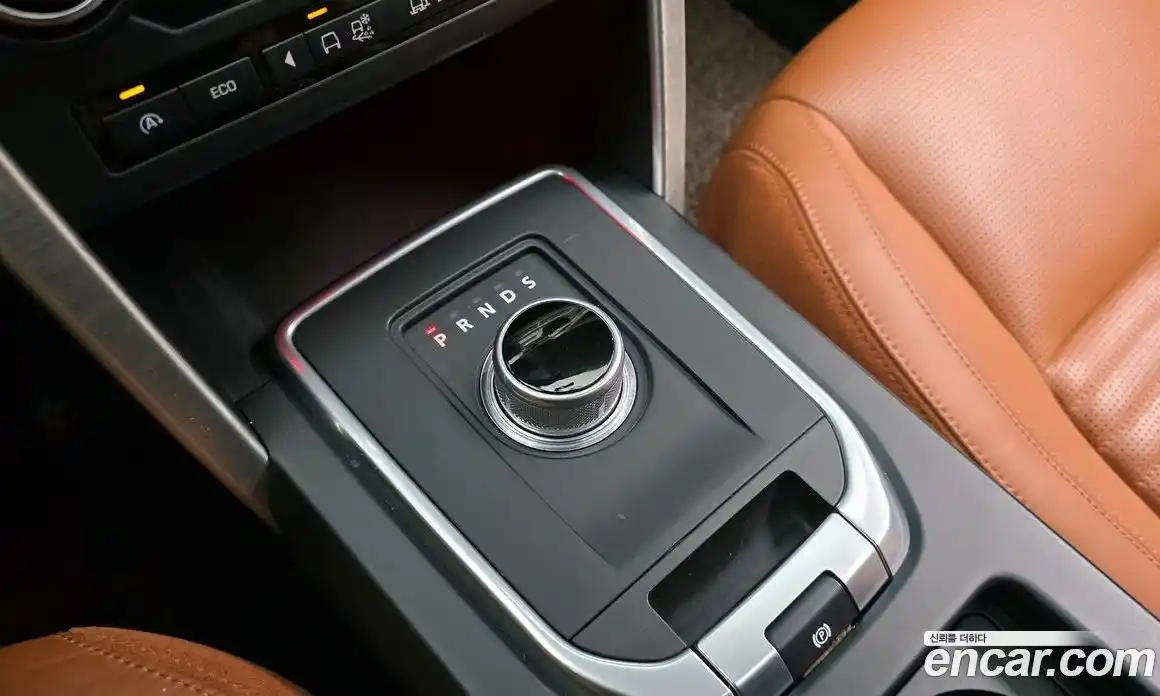 Land Rover Discovery Sport 2016 2.0 Автомат в Москве № 271304, фото 17