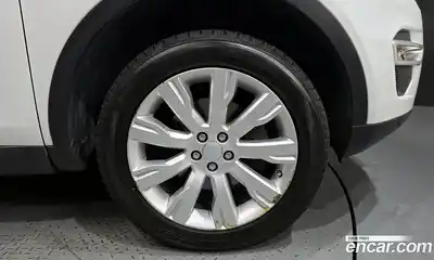 Land Rover Discovery Sport 2016 2.0 Автомат в Москве № 271304, миниатюра 6