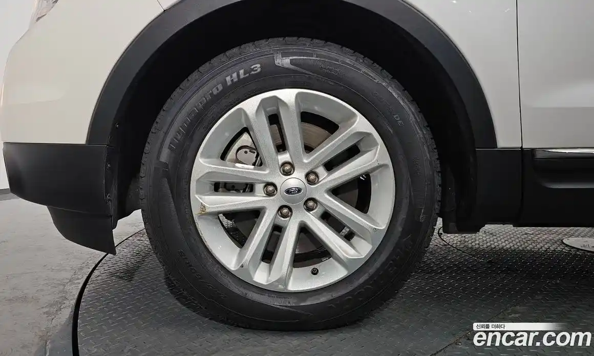 Ford Explorer 2014 2.0 Автомат в Москве № 273394, фото 19