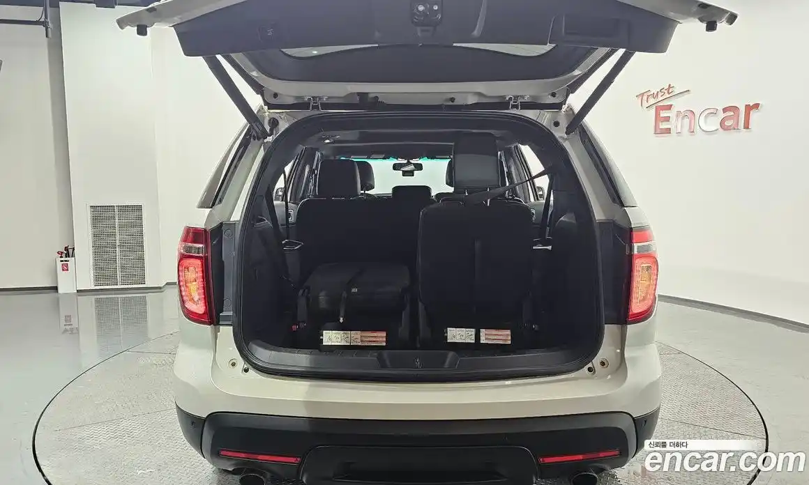 Ford Explorer 2014 2.0 Автомат в Москве № 273394, фото 9