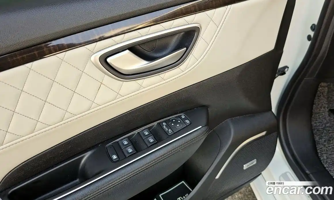 Renault SM6 2016 2.0 Автомат в Москве № 274476, фото 10