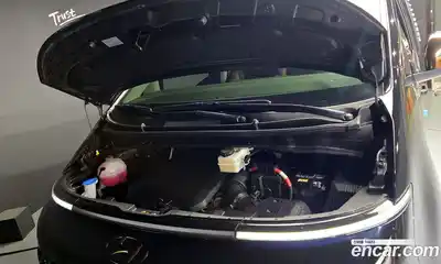 Hyundai Staria 2023 2.2 Автомат в Москве № 2780, миниатюра 4