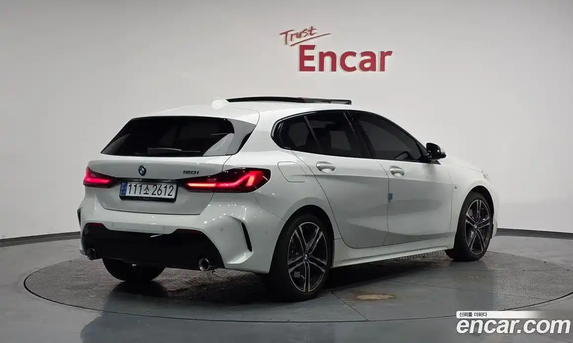 BMW 1-Series 2024 2.0 Автомат в Москве № 279248, фото 13