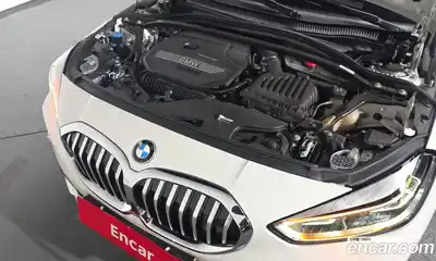 BMW 1-Series 2024 2.0 Автомат в Москве № 279248, миниатюра 10