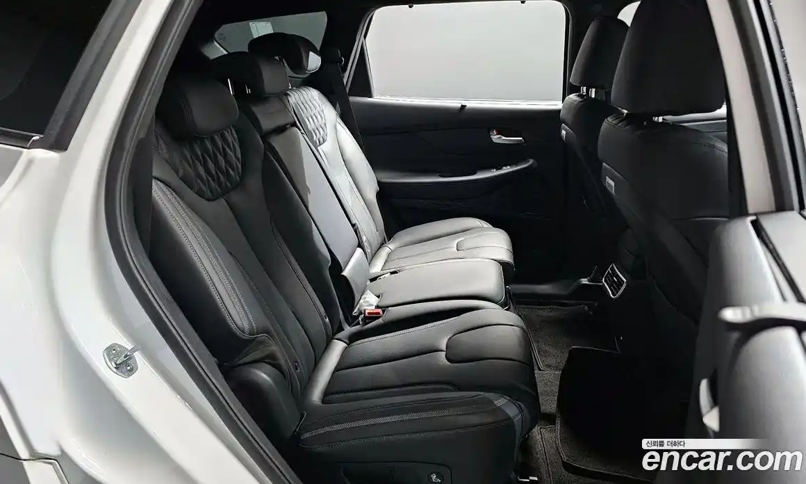 Hyundai Santa Fe 2021 2.5 Автомат в Москве № 281882, фото 9