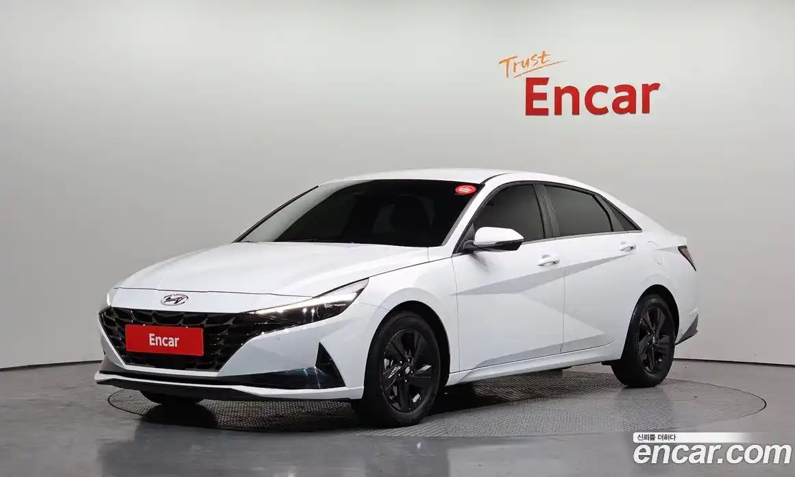 Hyundai Avante 2023 1.6 Автомат в Москве № 283633, фото 3