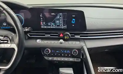 Hyundai Avante 2023 1.6 Автомат в Москве № 283633, миниатюра 5