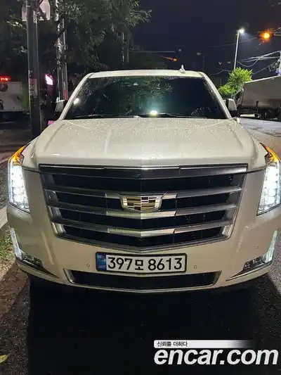 Cadillac Escalade, 2015