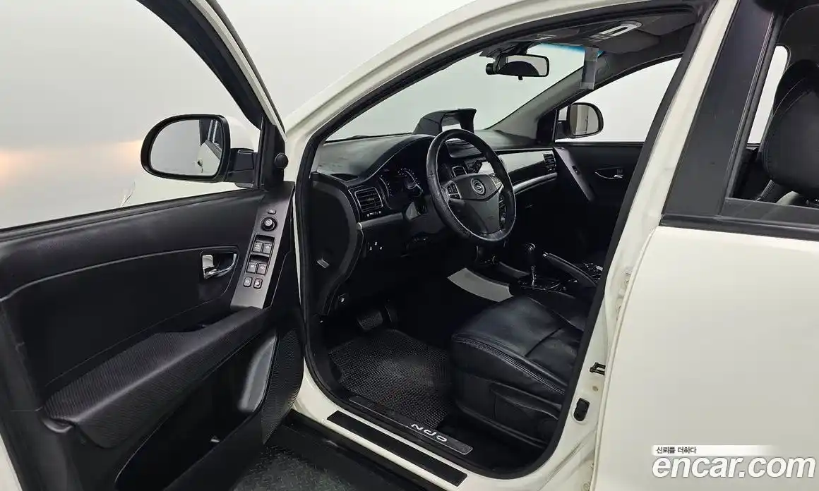 SsangYong Korando 2013 2.0 Автомат в Москве № 30089, фото 11