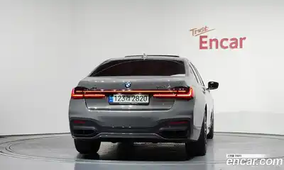 BMW 7-Series 2022 3.0 Автомат в Москве № 303523, миниатюра 3