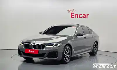 BMW 5-Series 2022 2.0 Автомат в Москве № 318620, миниатюра 2