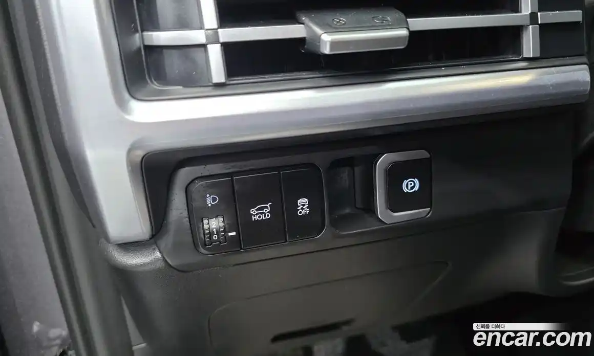 Hyundai Santa Fe 2025 1.6 Автомат в Москве № 330387, фото 17