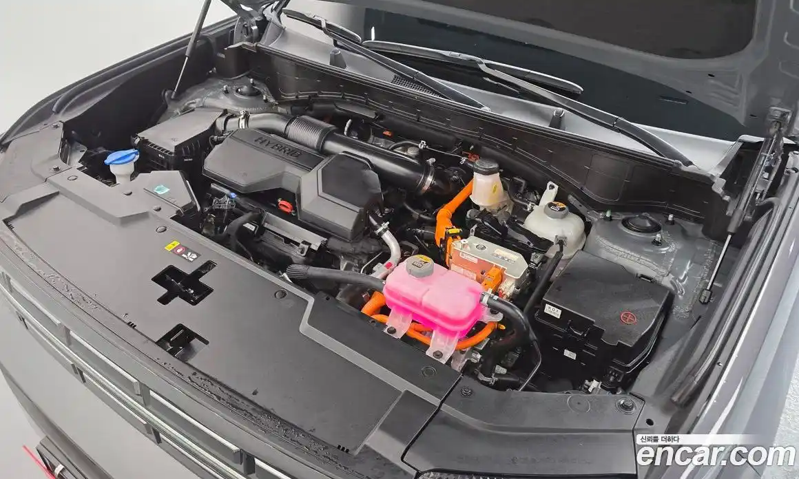 Hyundai Santa Fe 2025 1.6 Автомат в Москве № 330387, фото 18