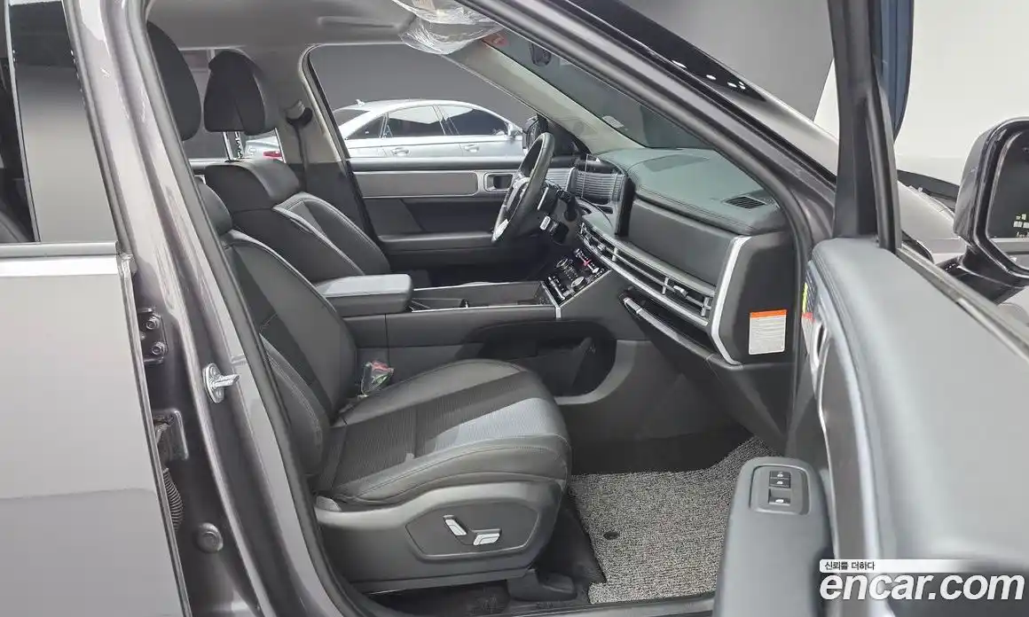 Hyundai Santa Fe 2025 1.6 Автомат в Москве № 330387, фото 9