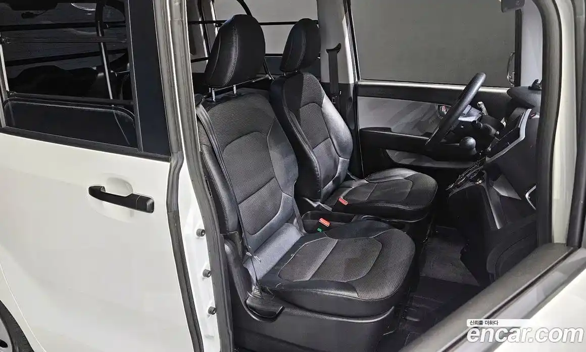 Kia Ray 2022 1.0 Автомат в Москве № 331328, фото 15