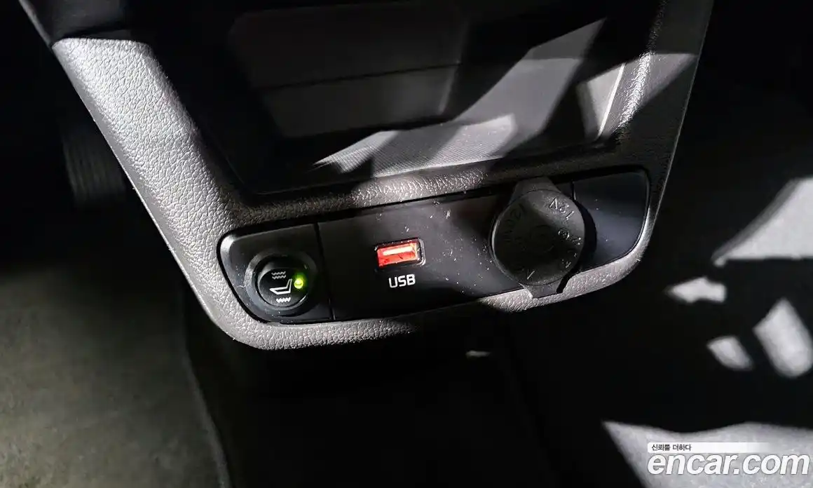 Kia Ray 2022 1.0 Автомат в Москве № 331328, фото 9