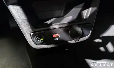 Kia Ray 2022 1.0 Автомат в Москве № 331328, миниатюра 9