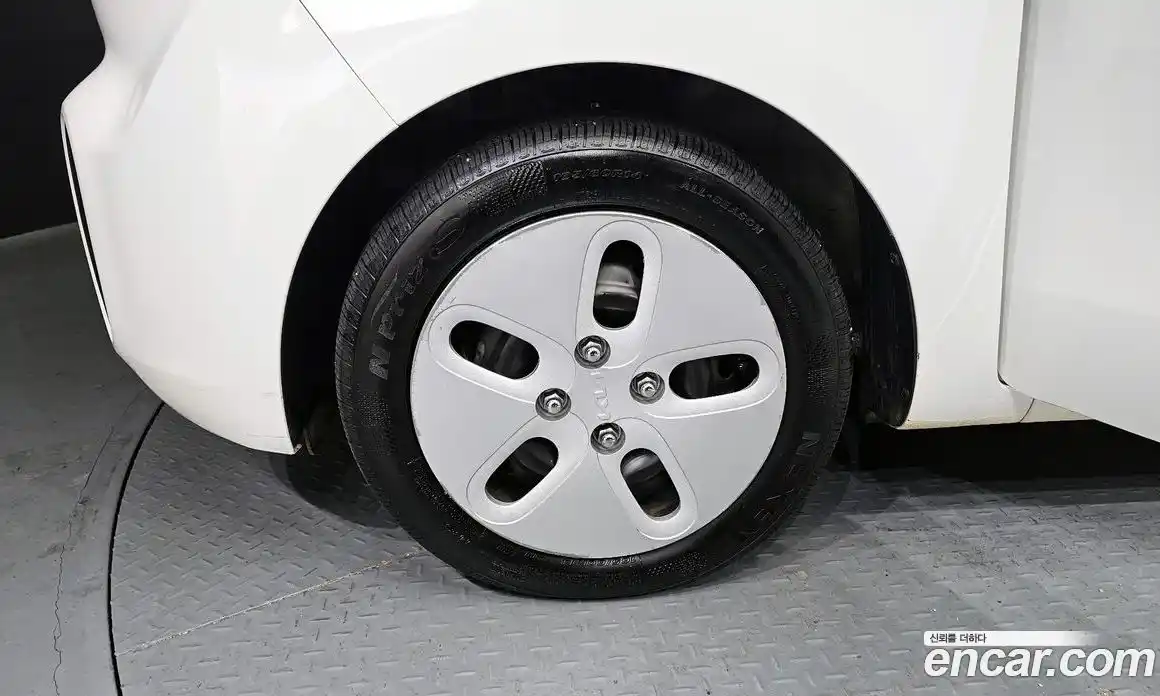 Kia Ray 2022 1.0 Автомат в Москве № 331328, фото 10