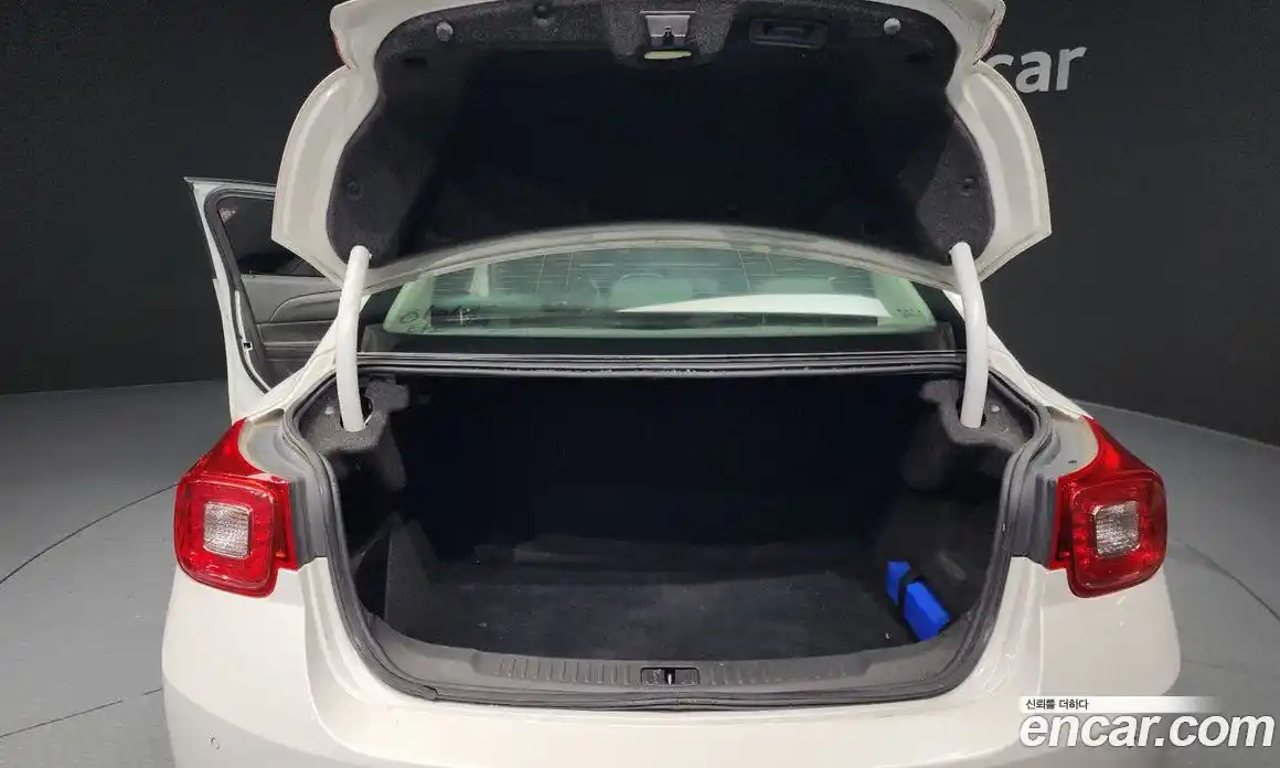 Chevrolet Malibu 2015 2.0 Автомат в Москве № 40071, фото 20