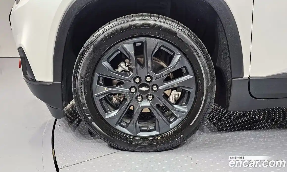 Chevrolet Traverse 2021 3.6 Автомат в Москве № 40440, фото 3