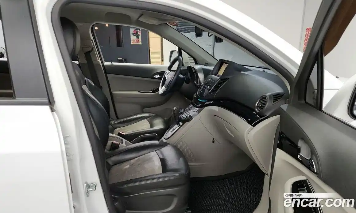 Chevrolet Orlando 2015 2.0 Автомат в Москве № 40682, фото 11