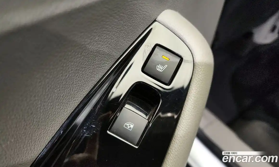 Chevrolet Orlando 2015 2.0 Автомат в Москве № 40682, фото 17