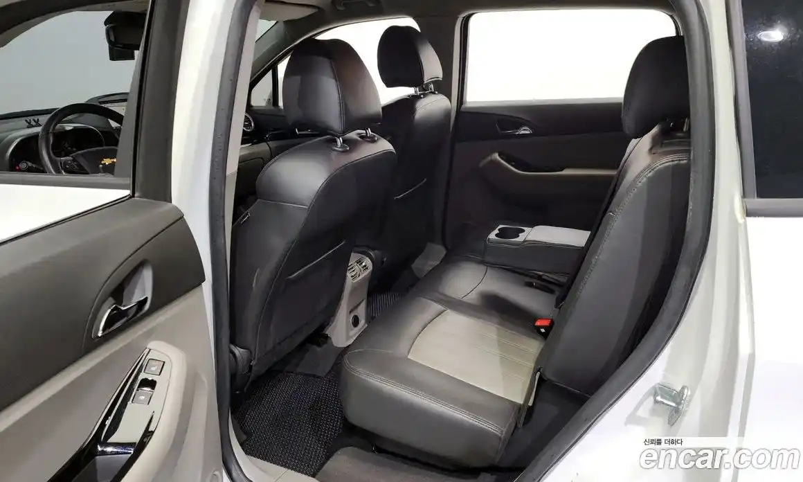 Chevrolet Orlando 2015 2.0 Автомат в Москве № 40682, фото 5