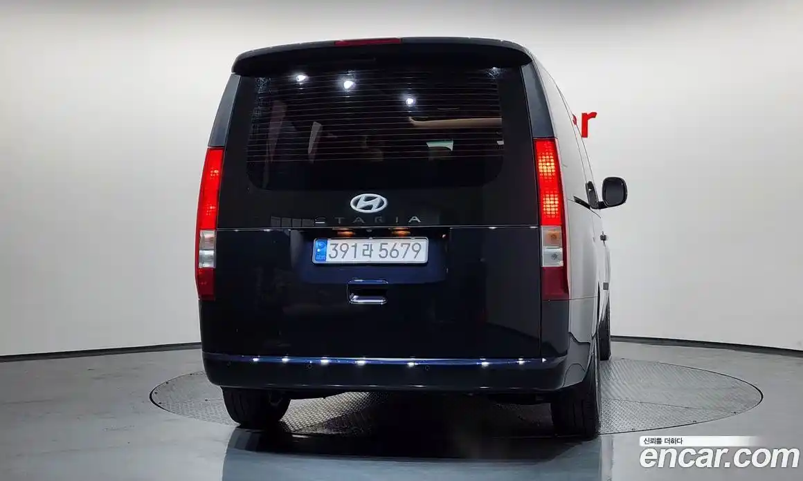 Hyundai Staria 2025 1.6 Автомат в Москве № 43360, фото 4