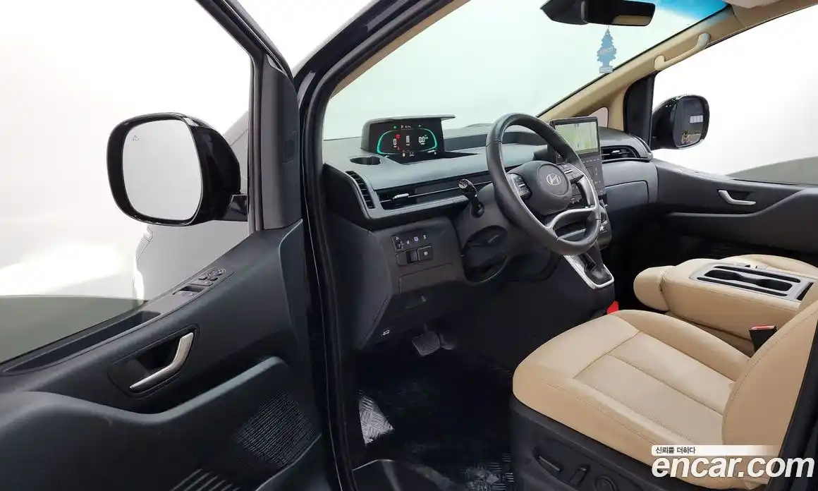 Hyundai Staria 2025 1.6 Автомат в Москве № 43360, фото 6