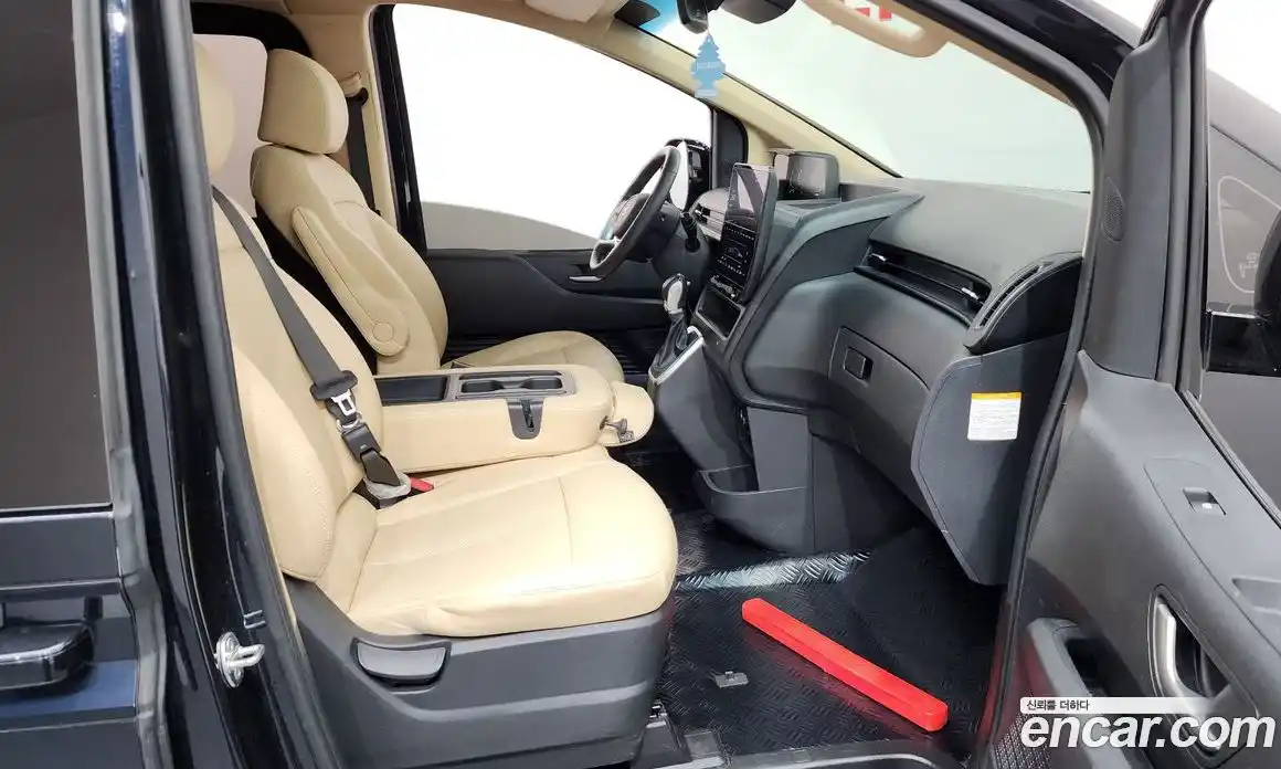 Hyundai Staria 2025 1.6 Автомат в Москве № 43360, фото 7