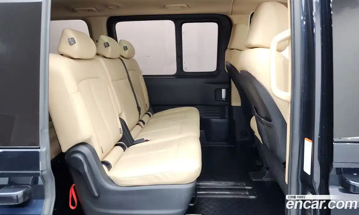 Hyundai Staria 2025 1.6 Автомат в Москве № 43360, фото 10