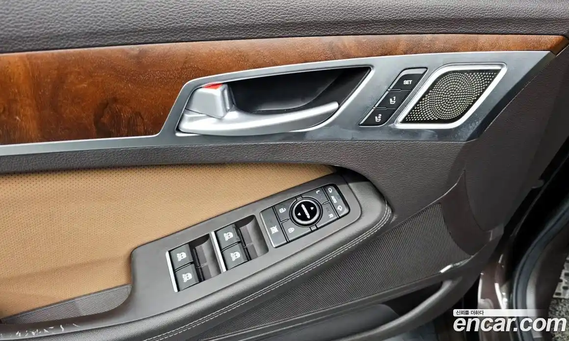 Genesis G80 2017 3.3 Автомат в Москве № 44967, фото 2