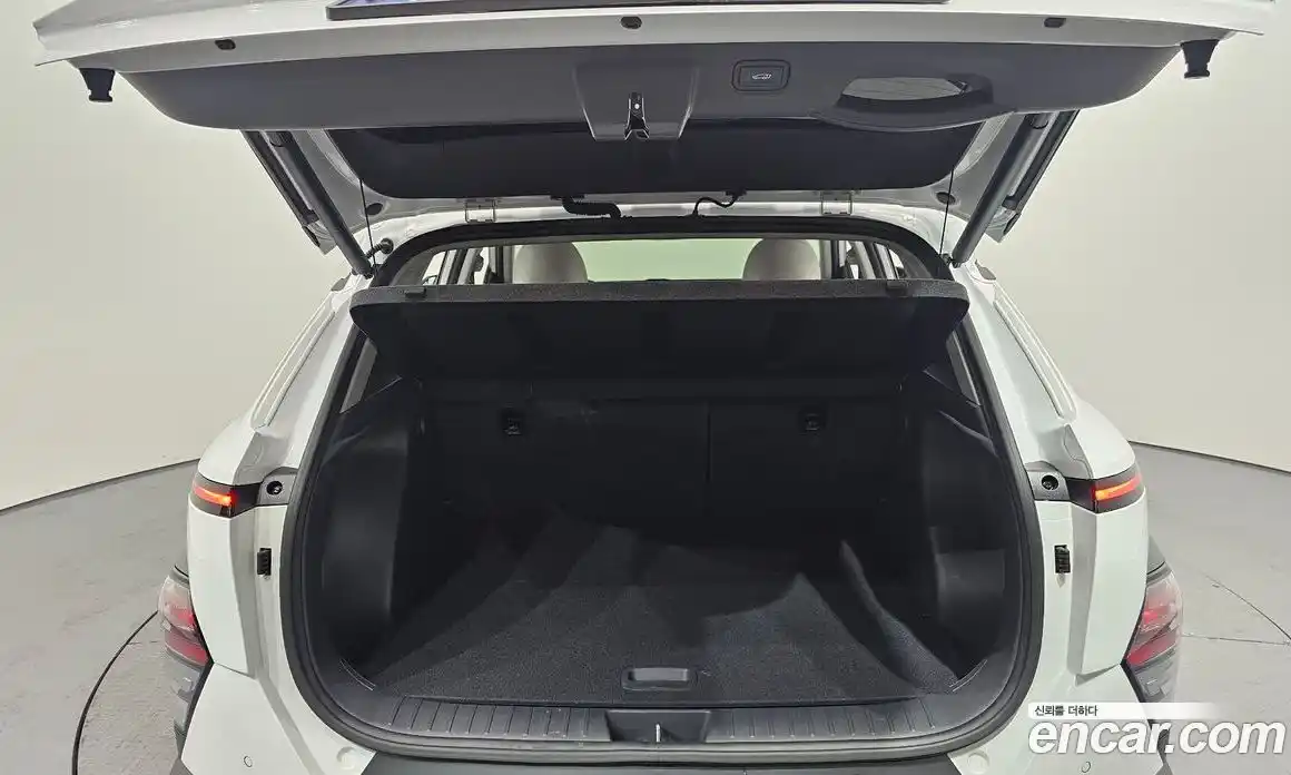 Hyundai Kona 2024 1.6 Автомат в Москве № 49573, фото 17