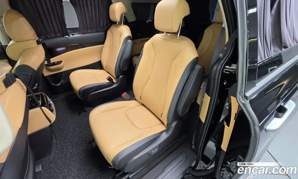 Kia Canival 2023 2.2 Автомат в Москве № 50982, фото 19