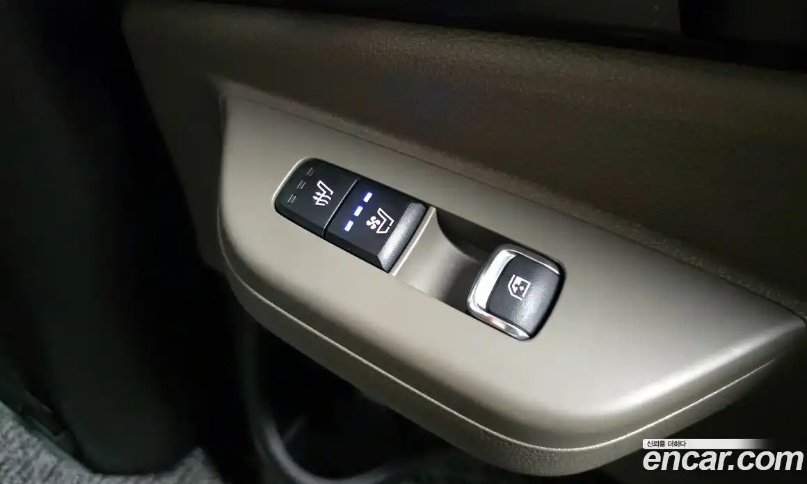 Kia Canival 2025 2.2 Автомат в Москве № 53024, фото 4