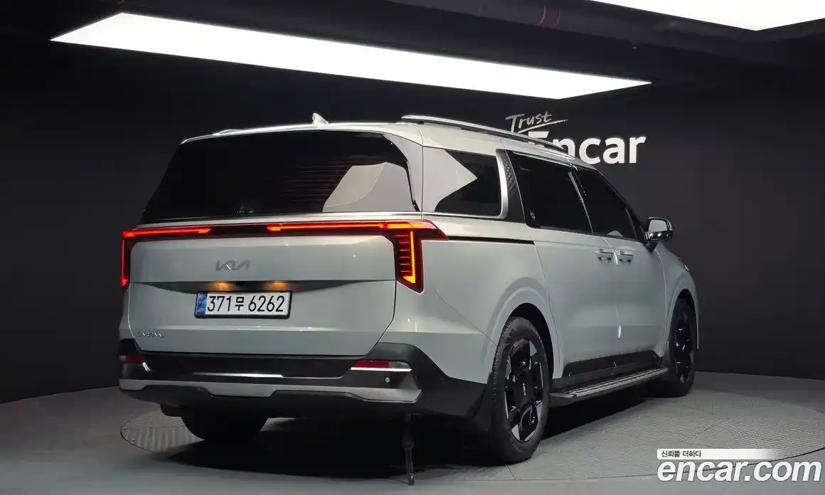 Kia Canival 2025 2.2 Автомат в Москве № 53024, фото 9