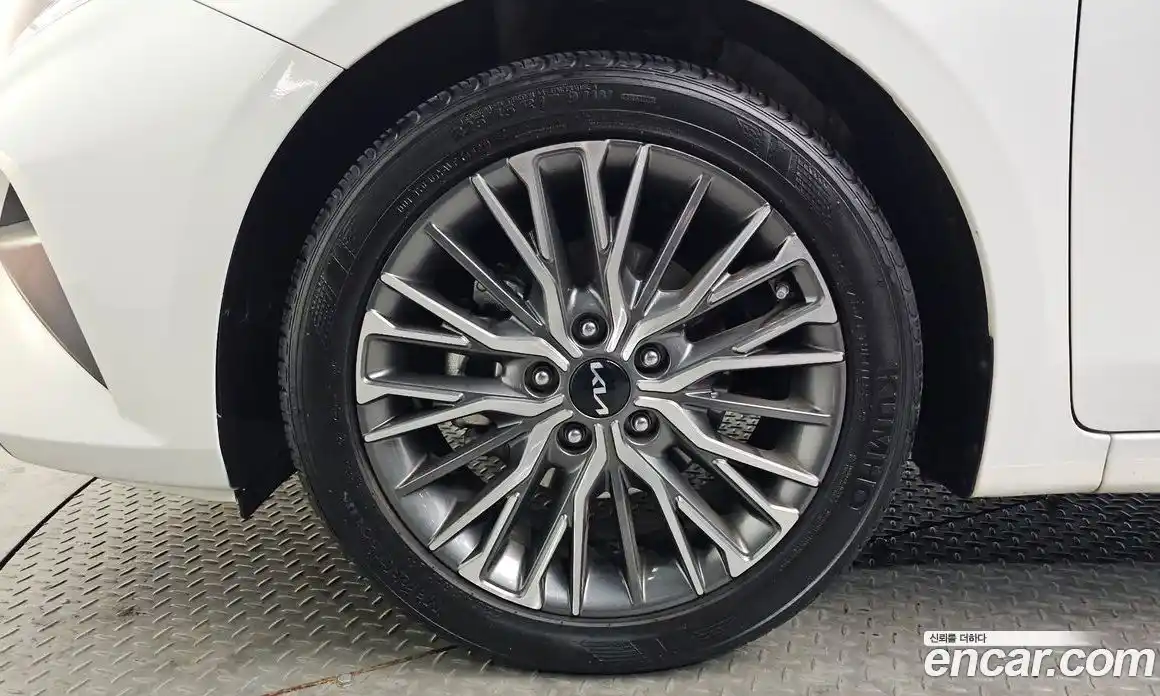 Kia K3 2022 1.6 Автомат в Москве № 53303, фото 5