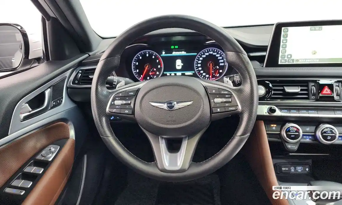 Genesis G70 2018 2.0 Автомат в Москве № 56706, фото 16