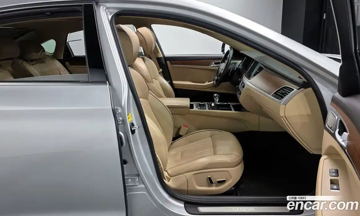 Genesis G80 2017 3.8 Автомат в Москве № 58399, фото 13